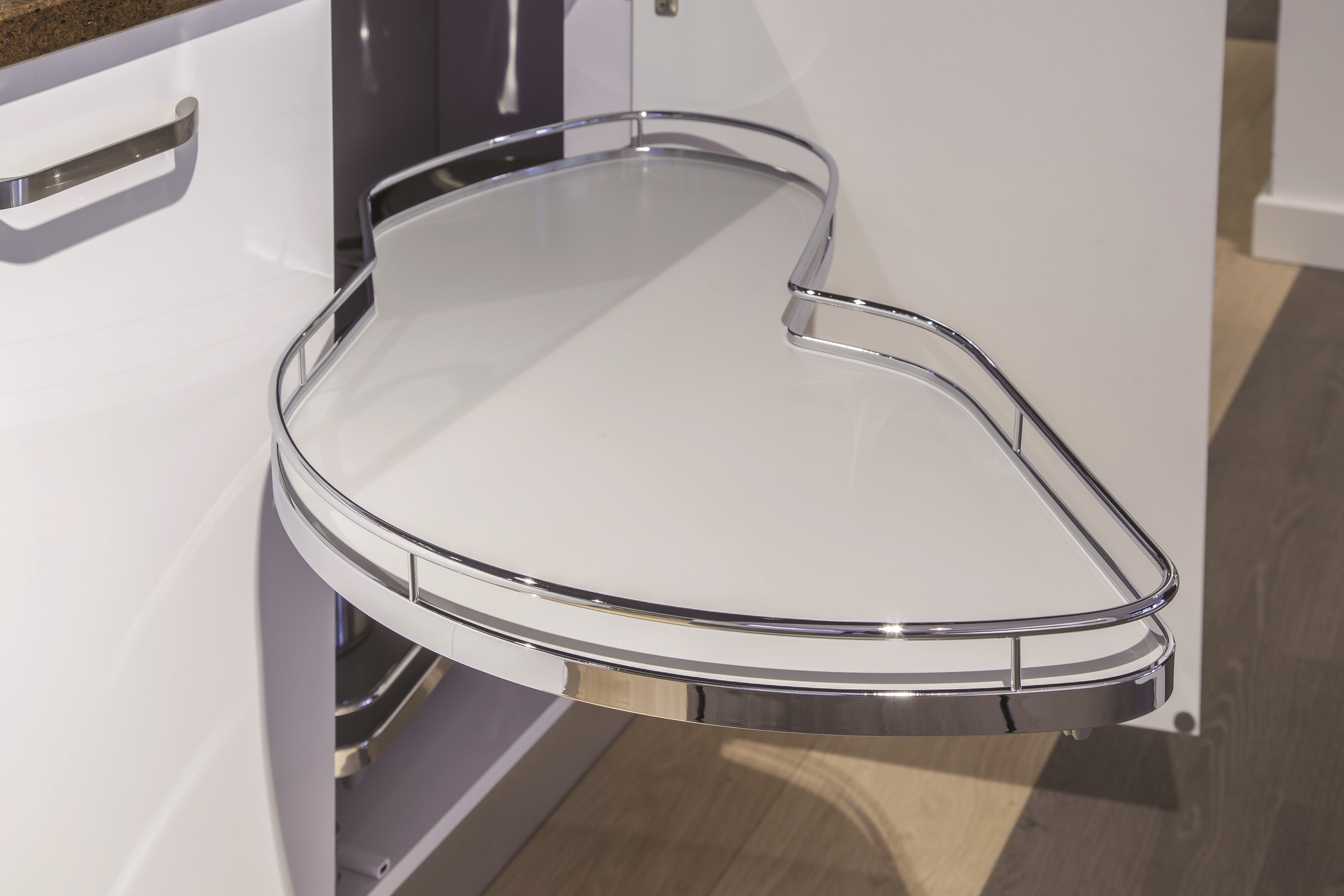 Arena LeMans II, left hand corner unit, 500mm wide, silver/chrome-K2LM500SCL