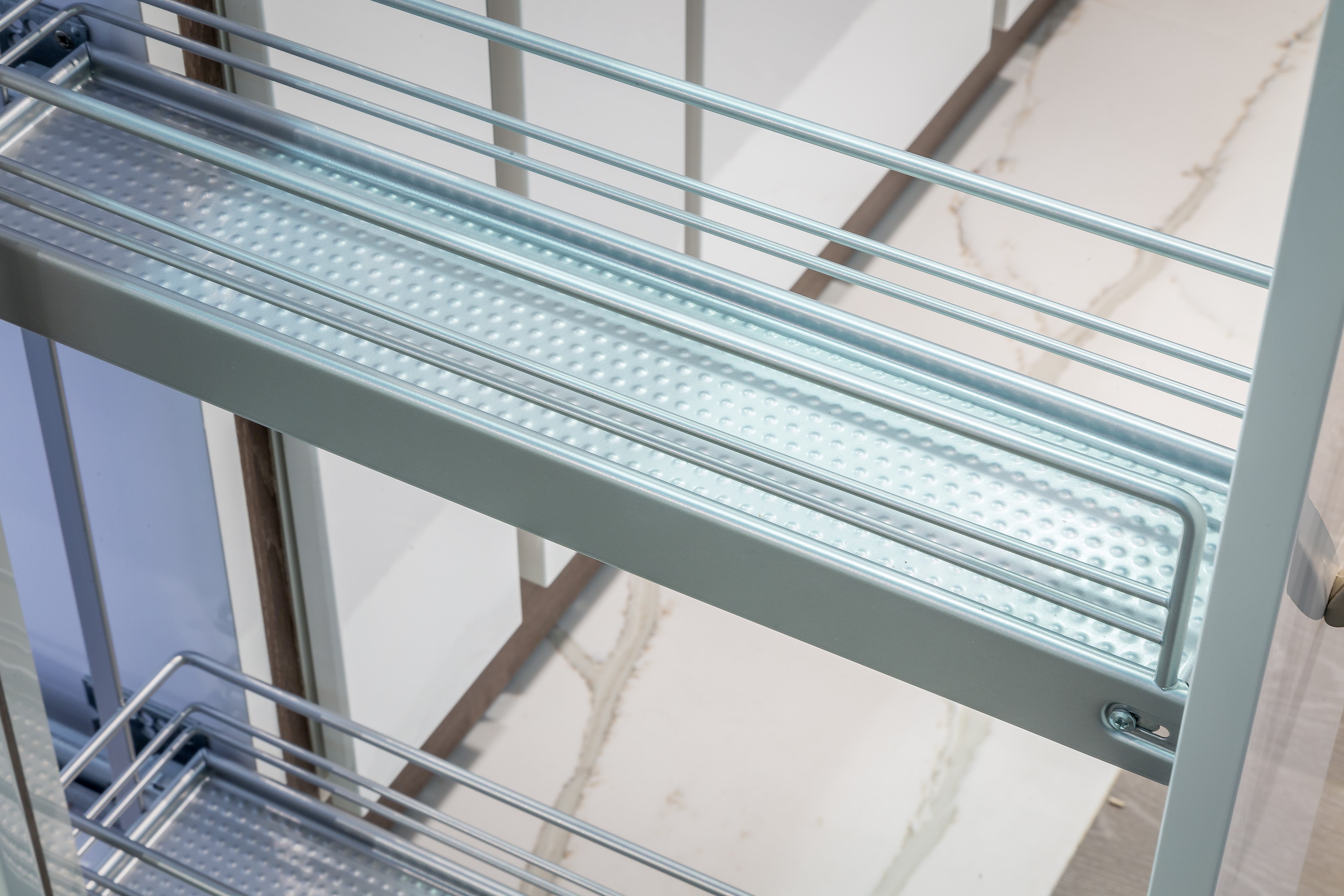 Classic base unit towel pull-out, 150mm wide, silver, with upgrade runner-K2TRBP150SILV
